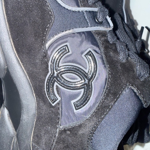 CHANEL black sneakers - Picture 3 of 11